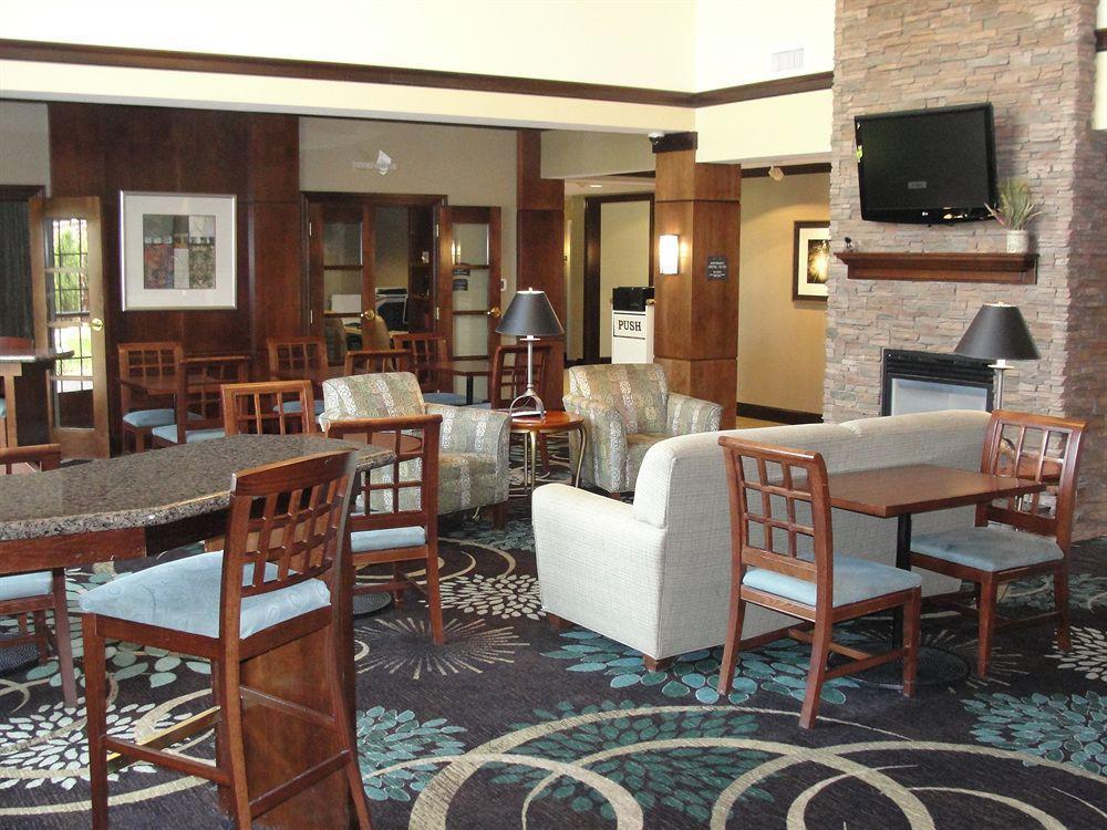 Staybridge Suites Lansing-Okemos By Ihg Екстер'єр фото