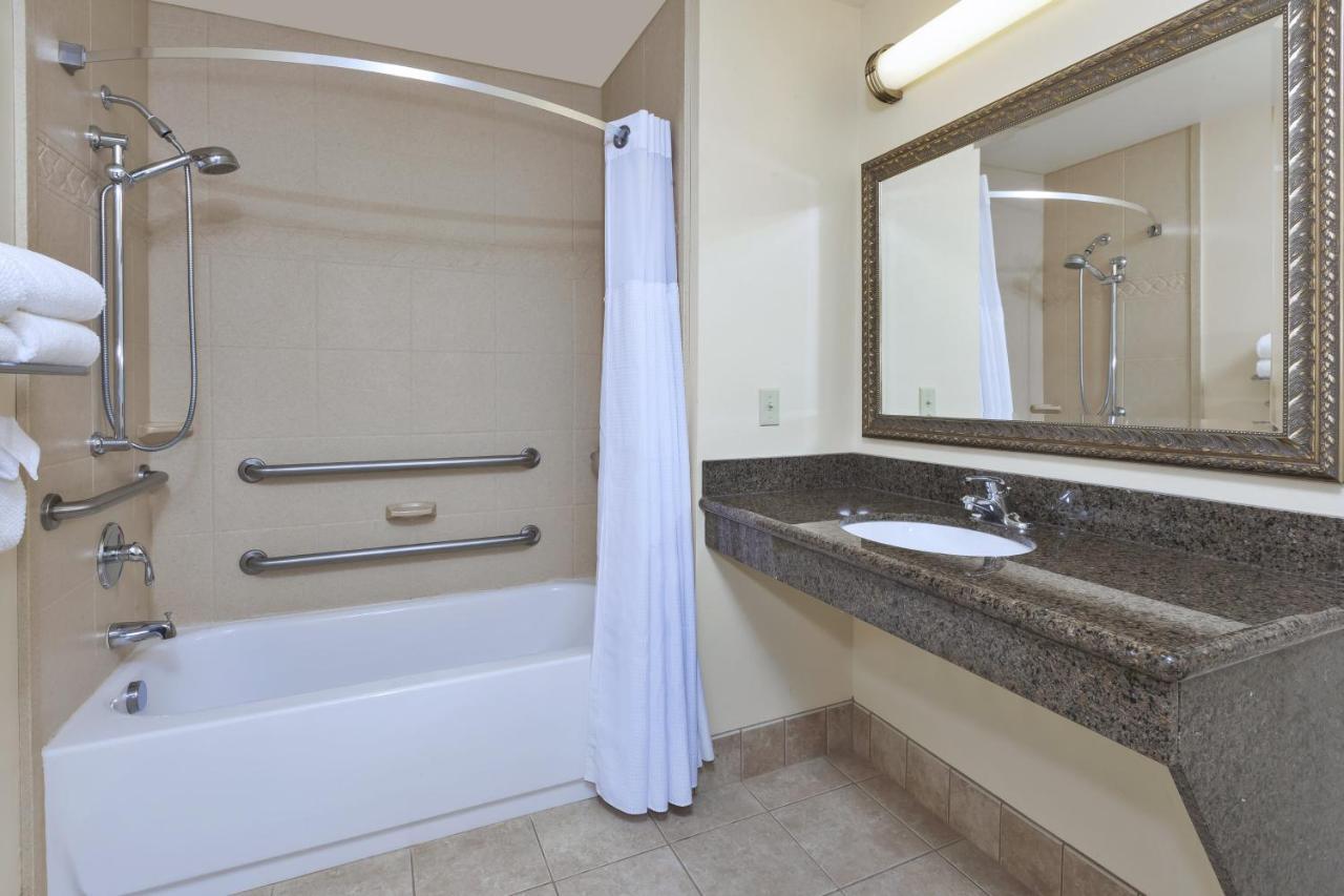 Staybridge Suites Lansing-Okemos By Ihg Екстер'єр фото