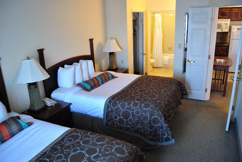Staybridge Suites Lansing-Okemos By Ihg Екстер'єр фото